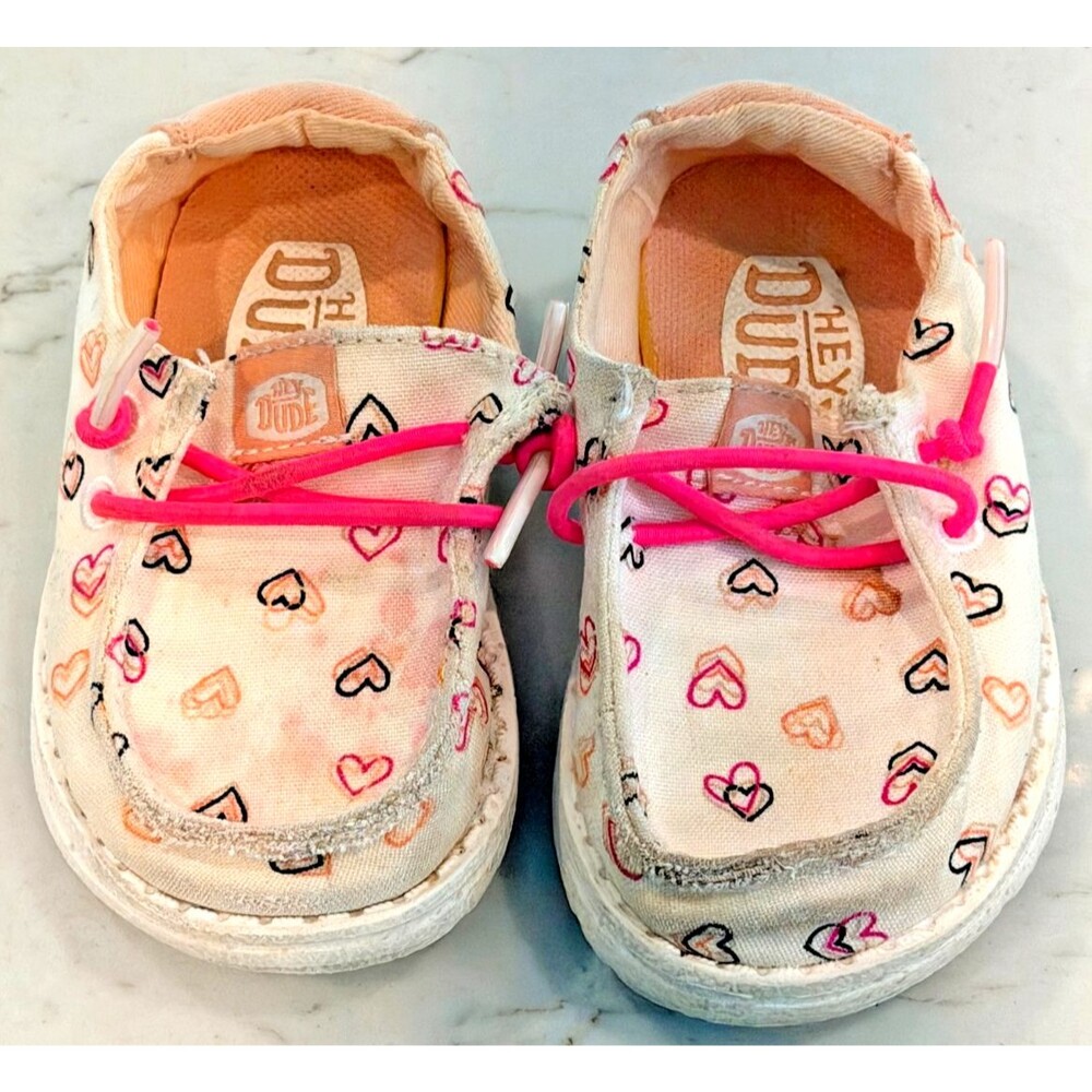 Hey Dude Wendy T Double Hearts sz 5 Toddler